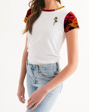 将图片加载到图库查看器,Fall Roses White Women's Tee