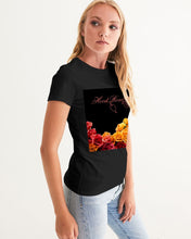 将图片加载到图库查看器,Fall Roses-Black Women's Graphic Tee