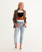 将图片加载到图库查看器,Fall Roses-Black Women's Graphic Tee