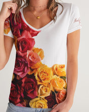 将图片加载到图库查看器,Fall Roses White Women's V-Neck Tee