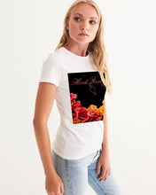 将图片加载到图库查看器,Fall Roses-Black Women's Graphic Tee
