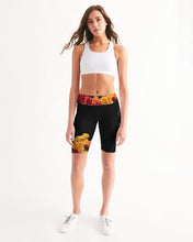将图片加载到图库查看器,Fall Roses-Black Women's Mid-Rise Bike Shorts