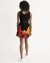 Load image into Gallery viewer, Fall Roses-Black Women&#39;s Scoop Neck Skater Dress
