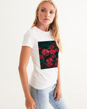 Load image into Gallery viewer, La Colora Women&#39;s Graphic Tee
