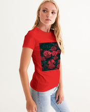 Load image into Gallery viewer, La Colora Women&#39;s Graphic Tee
