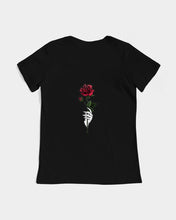 Load image into Gallery viewer, La Colora Women&#39;s Graphic Tee
