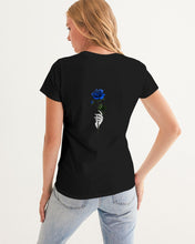 Load image into Gallery viewer, Blue&amp;Purple Rose Women&#39;s Graphic Tee

