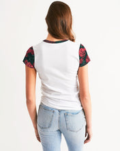 Load image into Gallery viewer, La Colora Women&#39;s Tee
