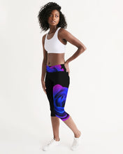 Load image into Gallery viewer, Blue&amp;Purple Rose Women&#39;s Mid-Rise Capri
